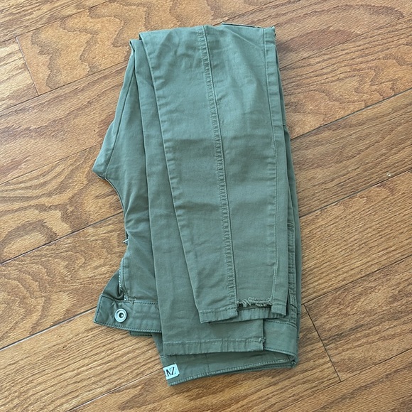 Green skinny pants from Zara - Picture 2 of 6